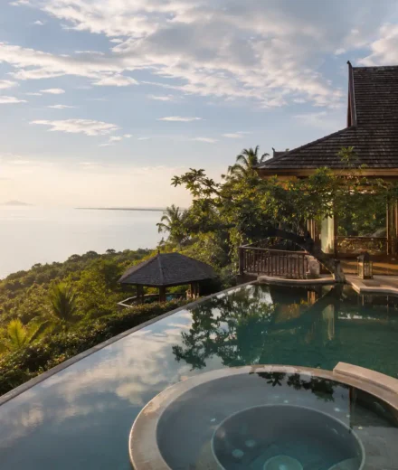 Best Wellness Resorts Koh Samui luxury wellness retreat overlooking the ocean